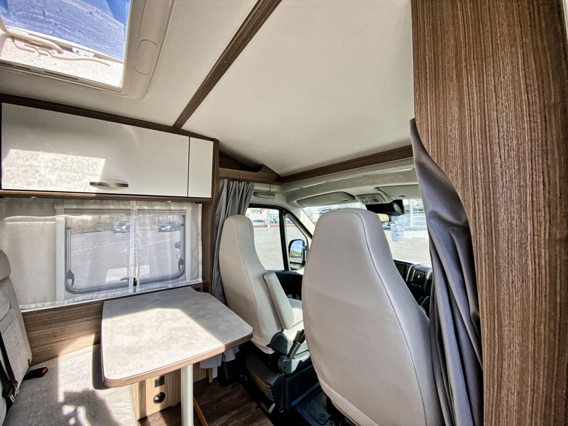 Carado - V337Europa Edition