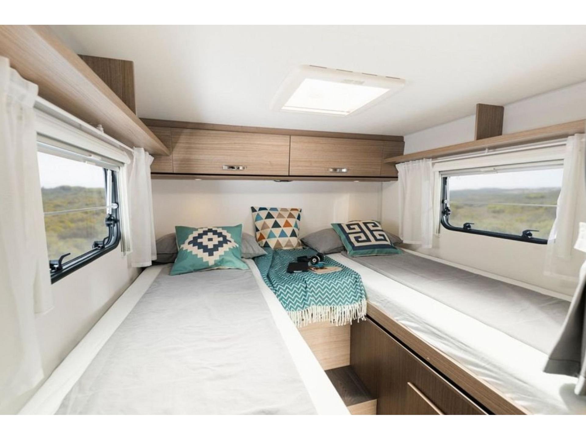 Carado - V337Europa Edition