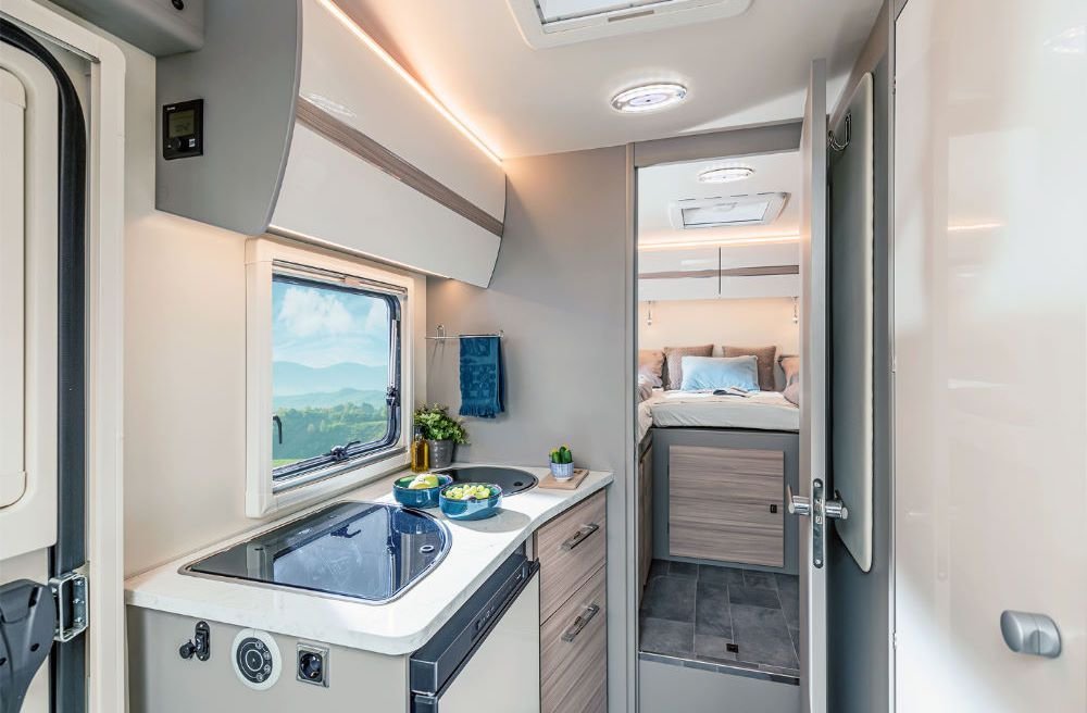 Ahorn - ACA 690, 2 bis 5 Sitzer