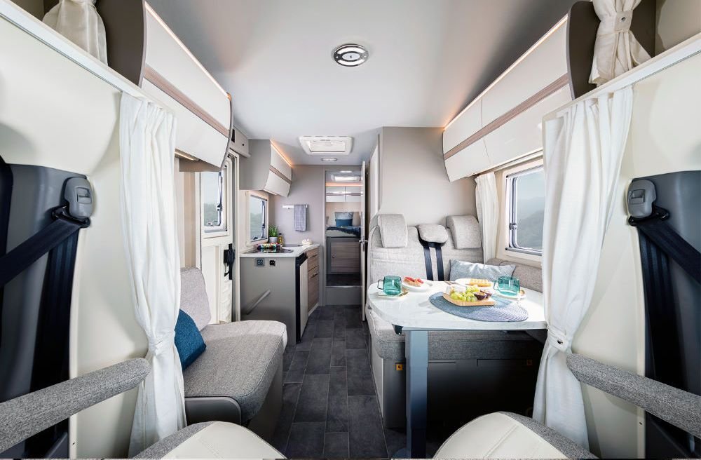 Ahorn - ACA 690, 2 bis 5 Sitzer