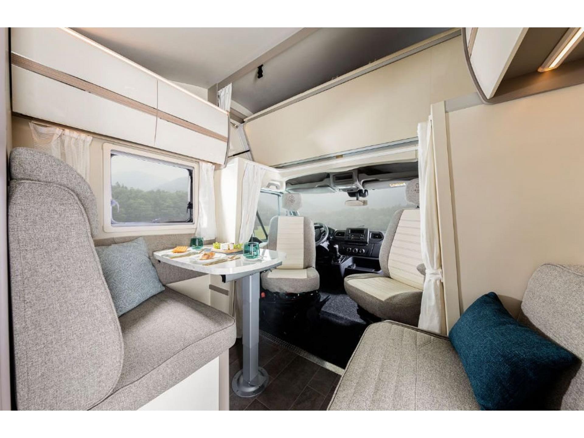 Ahorn - ACA 690, 2 bis 5 Sitzer